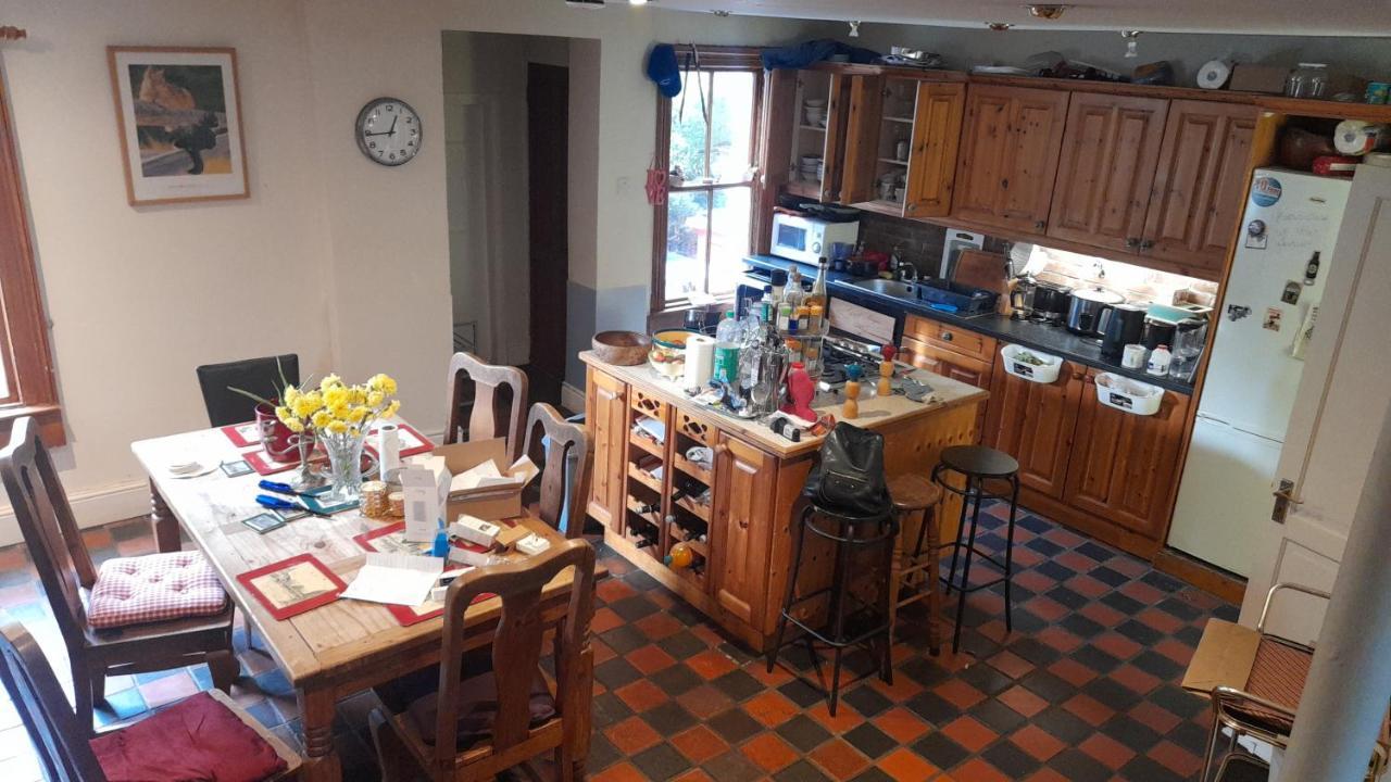 Annesley Park-Homestay Ap Дублин Экстерьер фото