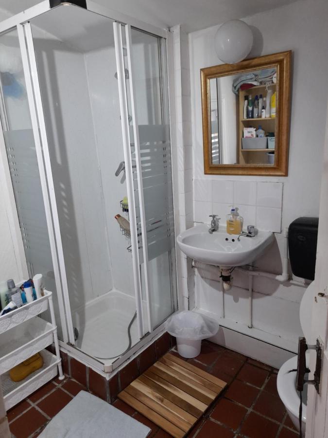 Annesley Park-Homestay Ap Дублин Экстерьер фото