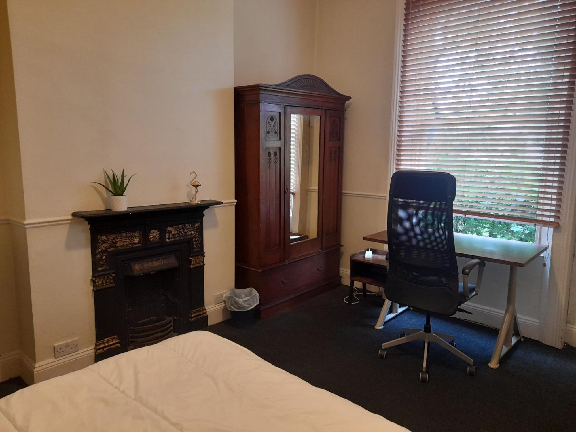Annesley Park-Homestay Ap Дублин Экстерьер фото